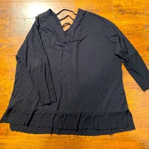 Super comfortable black sweater ☀️